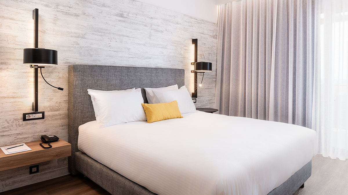 Junior Suite Pool View 